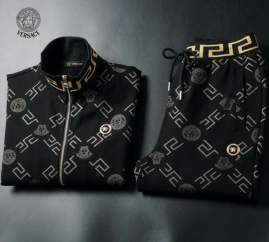 Picture of Versace Sweater Suits _SKUVersaceM-3XL25cn11542788